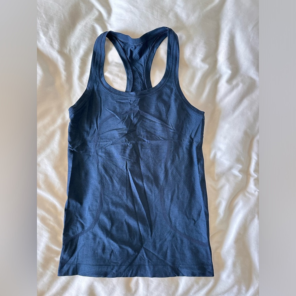 Navy lululemon swiftly tech racerback tank!